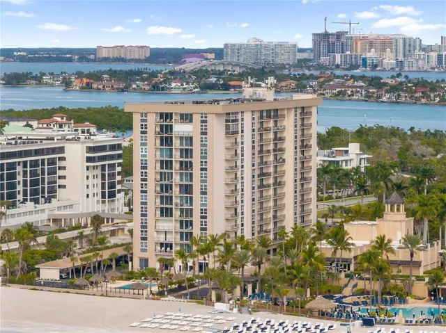 $925,000 | 1212 Benjamin Franklin Drive, Unit 206, Sarasota, FL 34236