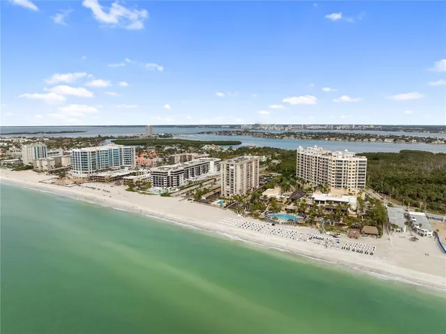 $925,000 | 1212 Benjamin Franklin Drive, Unit 206, Sarasota, FL 34236