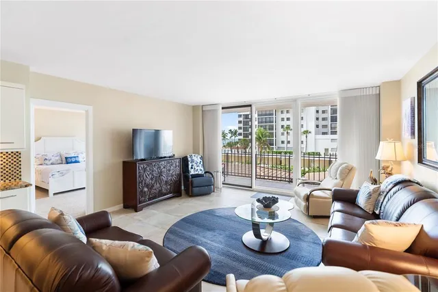 $925,000 | 1212 Benjamin Franklin Drive, Unit 206, Sarasota, FL 34236