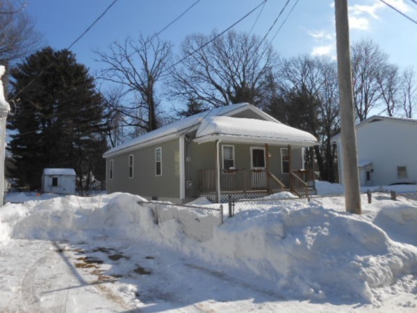 13 Rose Lane Worcester, MA 01607 - Photo 6 of 30 Gallery Image 6