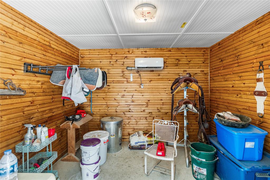 590 County Road 385 Valley View, TX 76272 - Photo 24 of 37 Tack Room
