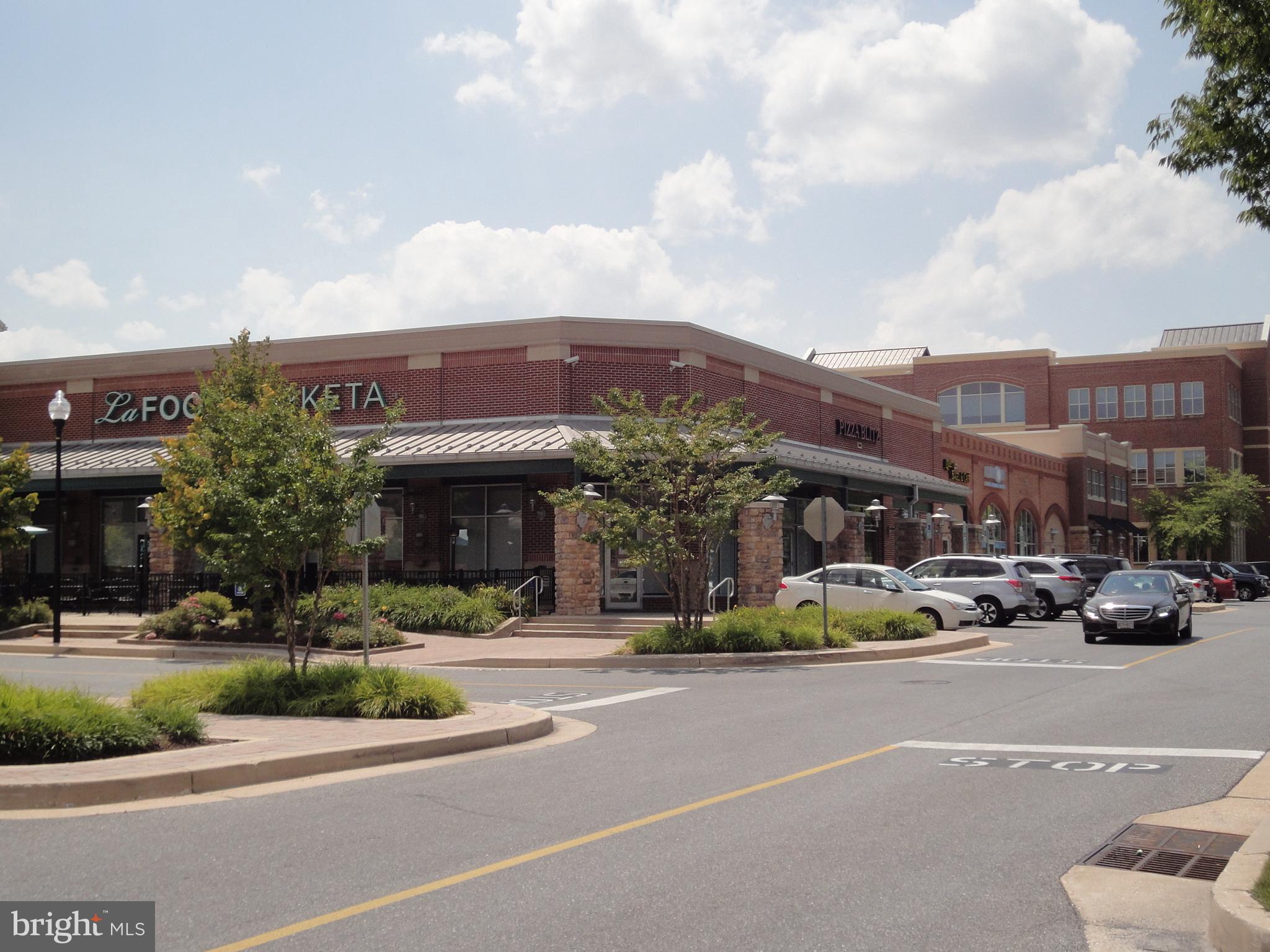 6832 Hayley Ridge Way, Unit G Baltimore, MD 21209 - Photo 32 of 34 Shops at Quarry Lake