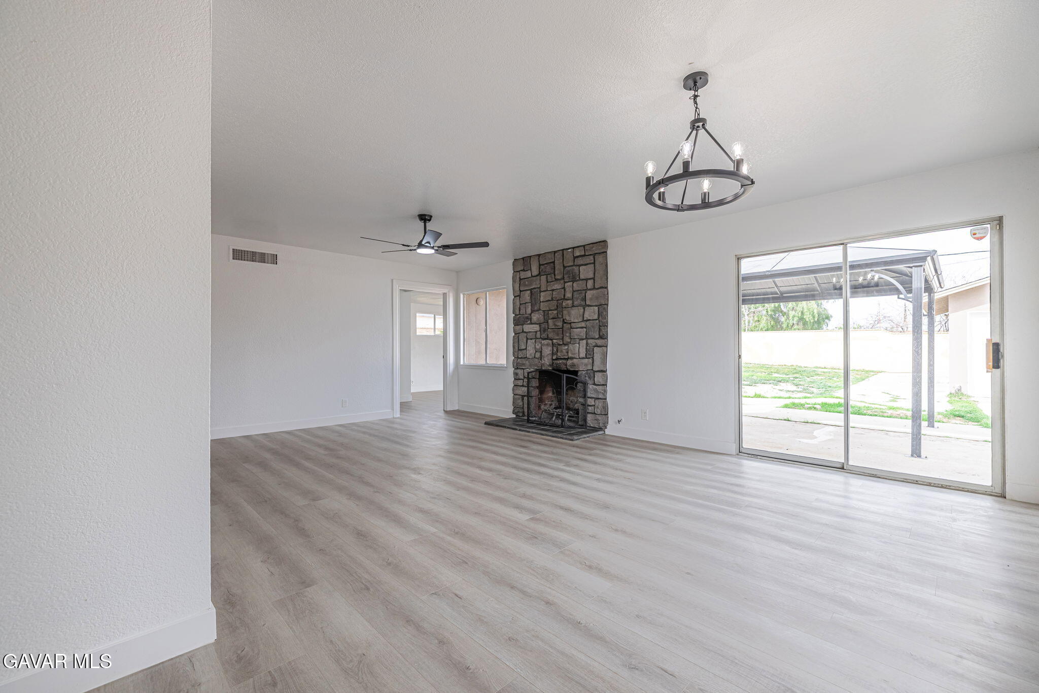 39047 Juniper Tree Road Palmdale, CA 93551 - Photo 36 of 49 13-web-or-mls-AVOH--24