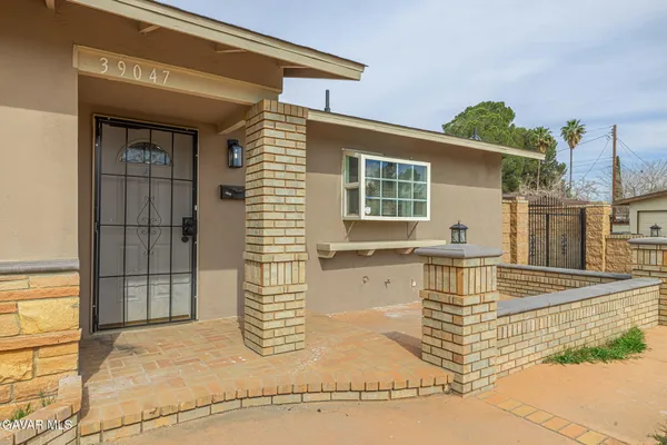 $489,900 | 39047 Juniper Tree Road, Palmdale, CA 93551