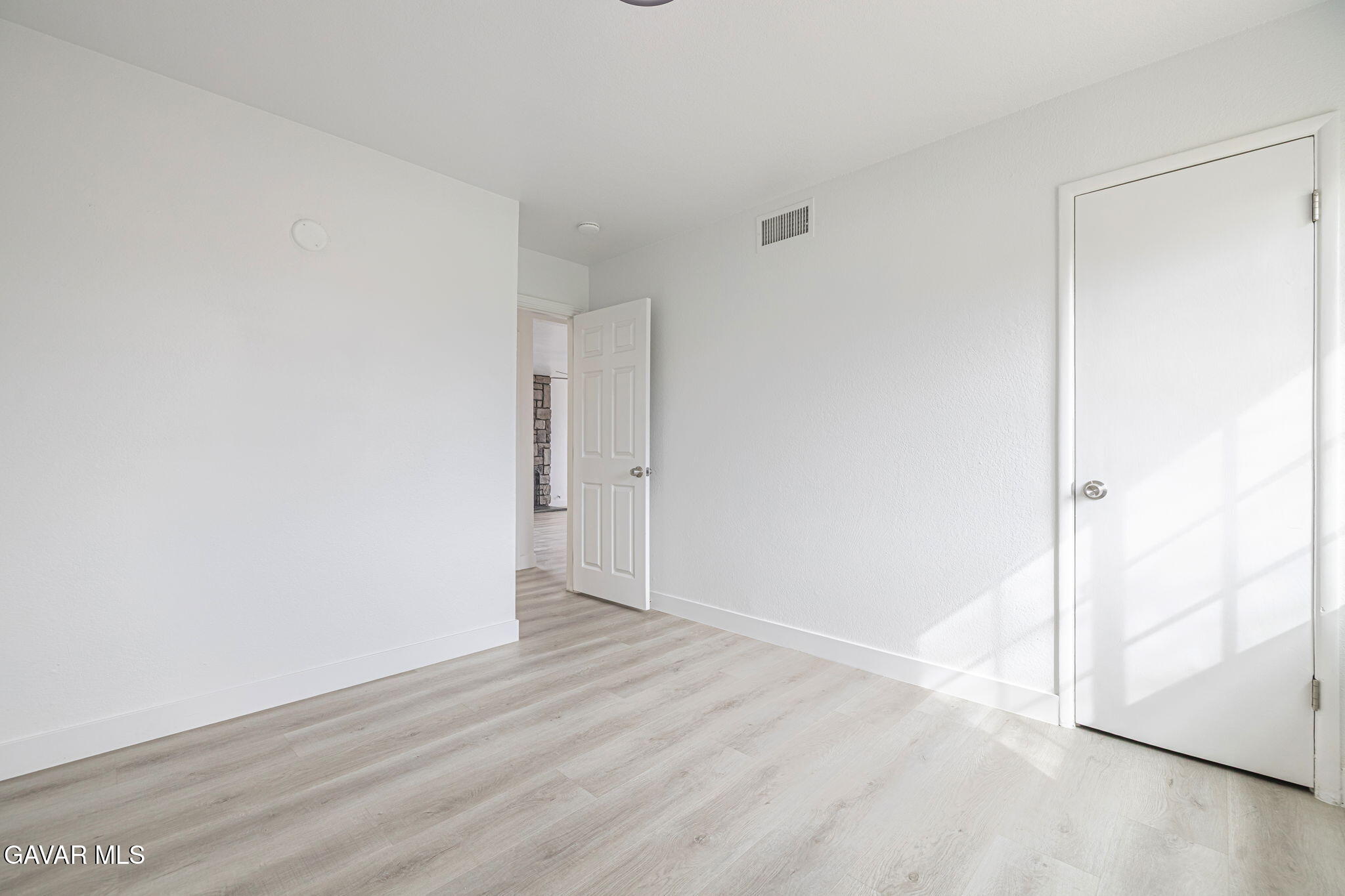 39047 Juniper Tree Road Palmdale, CA 93551 - Photo 41 of 49 33-web-or-mls-AVOH--38