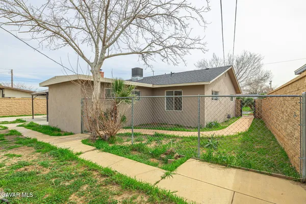 $489,900 | 39047 Juniper Tree Road, Palmdale, CA 93551