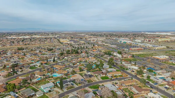$489,900 | 39047 Juniper Tree Road, Palmdale, CA 93551