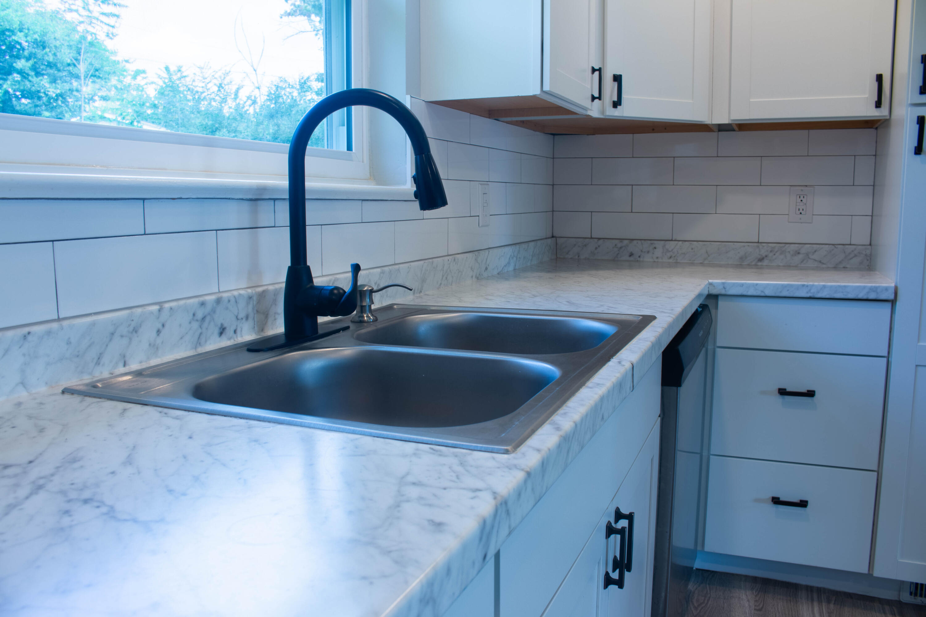 39 Cook Street LaFayette, GA 30728 - Photo 4 of 12 IMG_3269-HDR