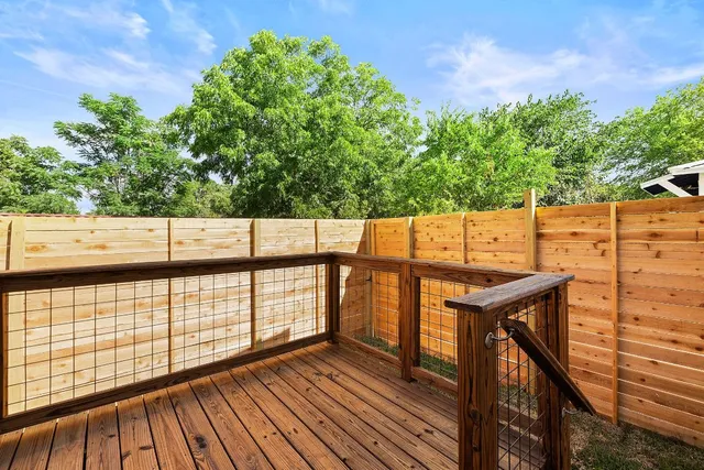 $2,100 | 1171 Nickols Avenue, Unit 1, Austin, TX 78721