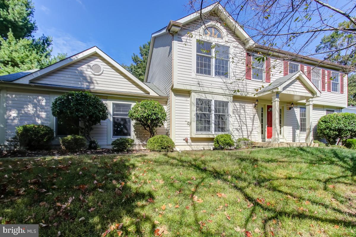 16628 Bethayres Road Rockville, MD 20855 - Photo 2 of 32 Gallery Image 2