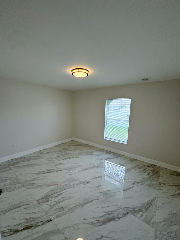 6465 Alexander Road West Palm Beach, FL 33413 - Photo 14 of 20