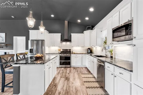 $879,999 | 10380 Coyote Lane, Rye, CO 81069