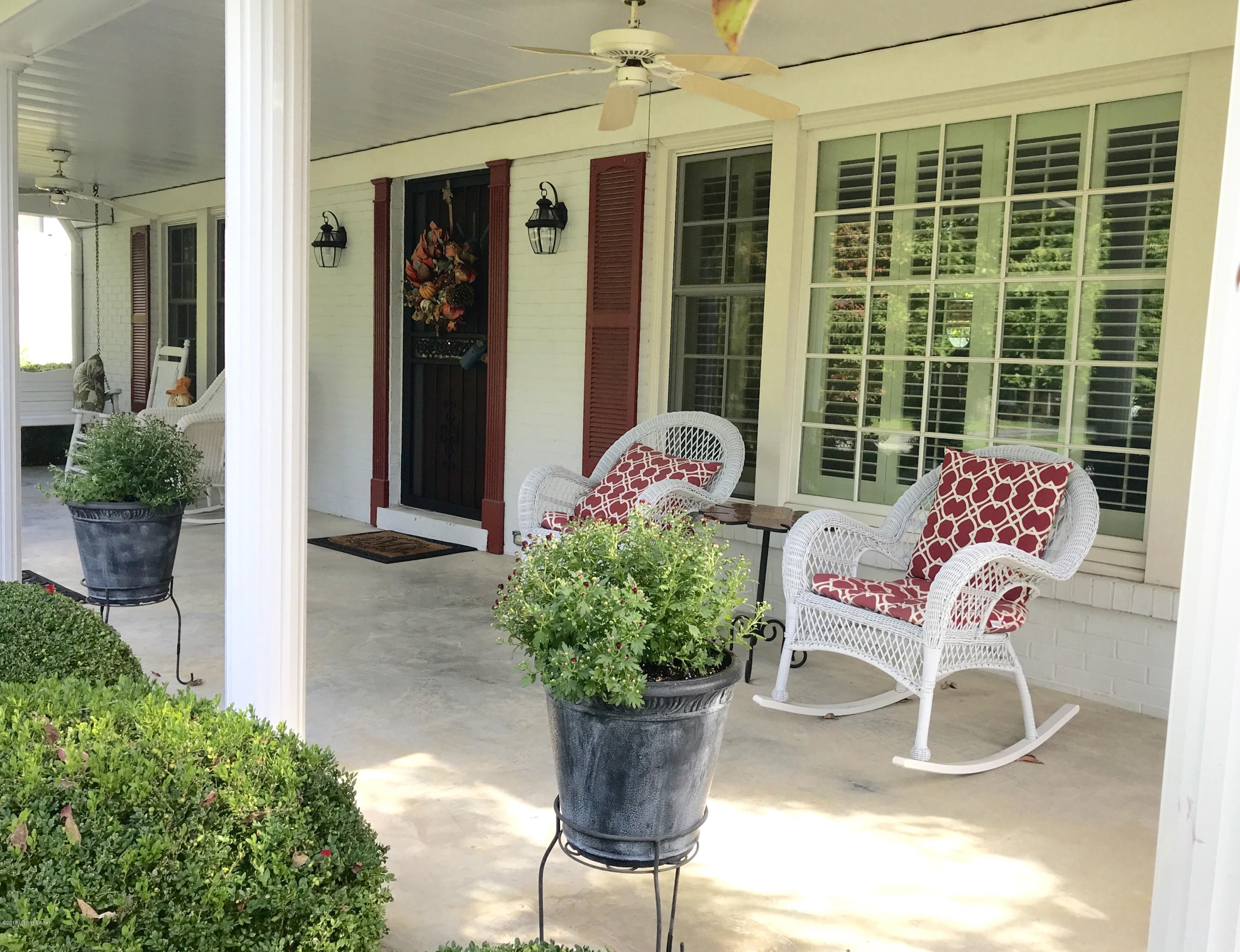 209 North Chadwick Road Louisville, KY 40222 - Photo 3 of 54 Covered Front Porch