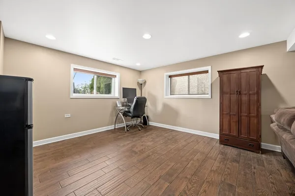 $550,000 | 908 40th Street, Downers Grove, IL 60515