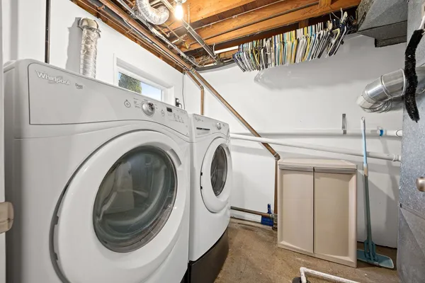 $550,000 | 908 40th Street, Downers Grove, IL 60515