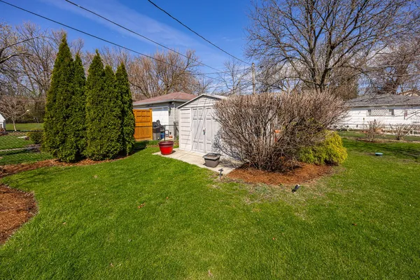 $550,000 | 908 40th Street, Downers Grove, IL 60515