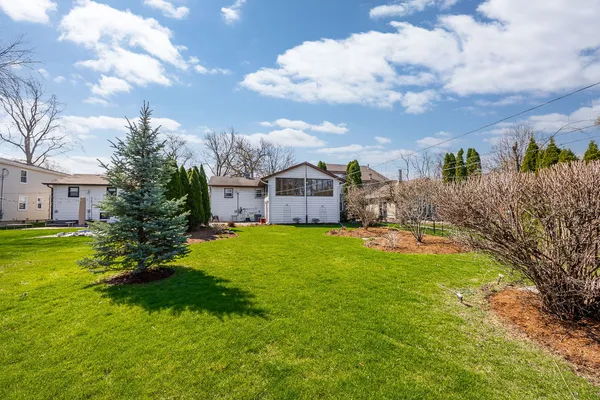 $550,000 | 908 40th Street, Downers Grove, IL 60515