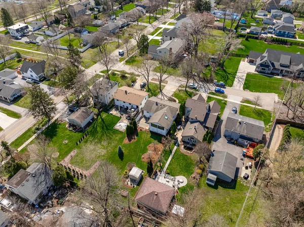 $550,000 | 908 40th Street, Downers Grove, IL 60515