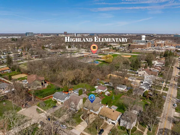 $550,000 | 908 40th Street, Downers Grove, IL 60515