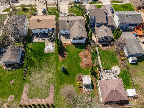 $550,000 | 908 40th Street, Downers Grove, IL 60515