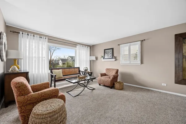 $550,000 | 908 40th Street, Downers Grove, IL 60515