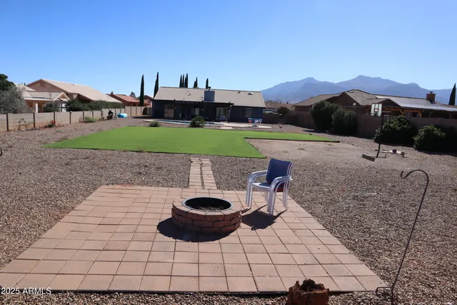 $2,300 | 3887 Camino Bella Rosa, Sierra Vista, AZ 85650