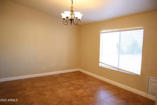 $2,300 | 3887 Camino Bella Rosa, Sierra Vista, AZ 85650