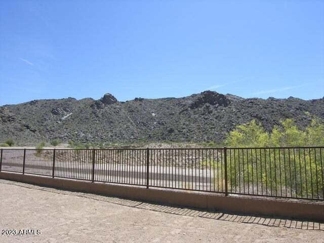 609 East Pearce Road Phoenix, AZ 85042 - Photo 32 of 33 Photo #31