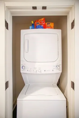 $2,495 | 937 St Louis Street, Unit 3, New Orleans, LA 70112