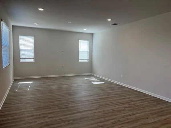 $2,400 | 1024 Griffon Ave Lake, Lake Alfred, FL 33850