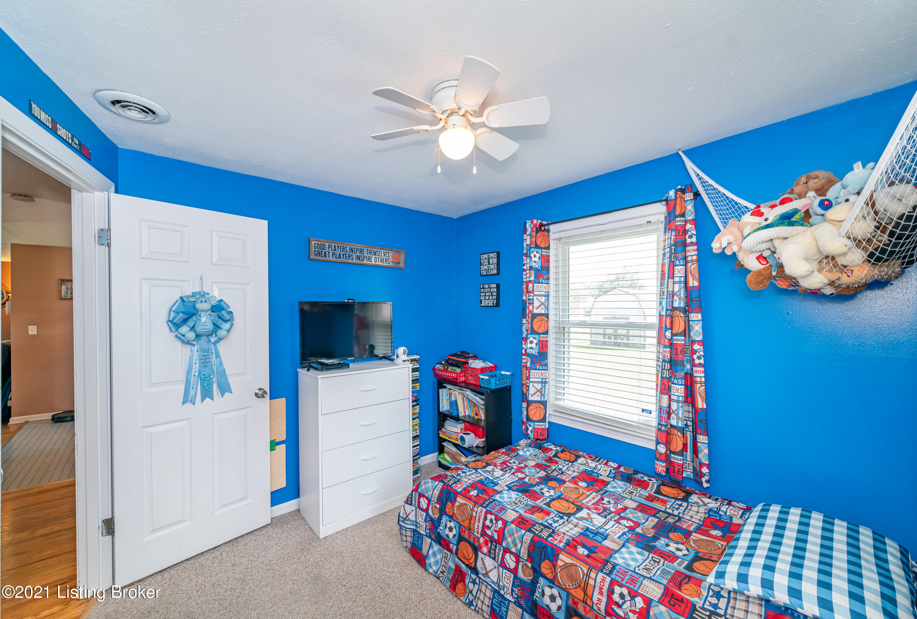 6714 Fenway Road Louisville, KY 40258 - Photo 18 of 29 3 (25)