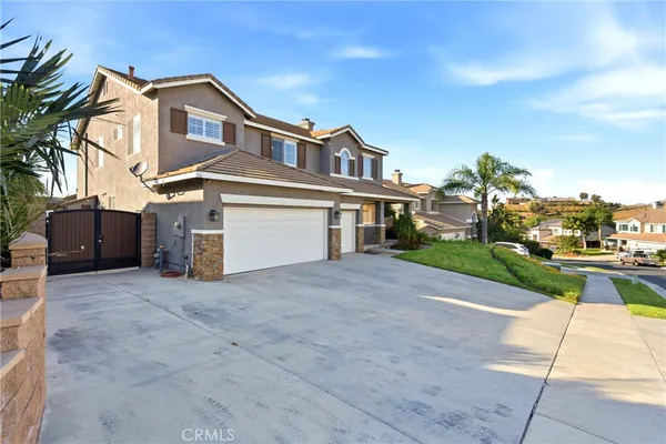 $1,395,000 | 940 VÃa Blairo, Corona, CA 92879
