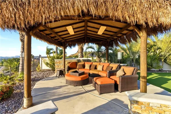 $1,395,000 | 940 VÃa Blairo, Corona, CA 92879