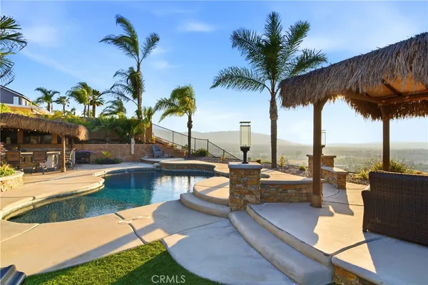 $1,395,000 | 940 VÃa Blairo, Corona, CA 92879