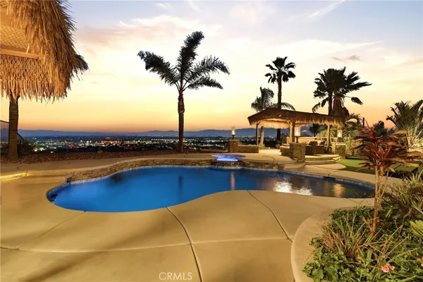 $1,395,000 | 940 VÃa Blairo, Corona, CA 92879