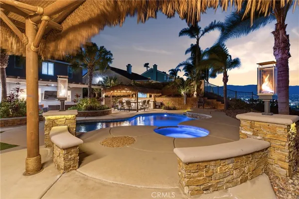 $1,395,000 | 940 VÃa Blairo, Corona, CA 92879