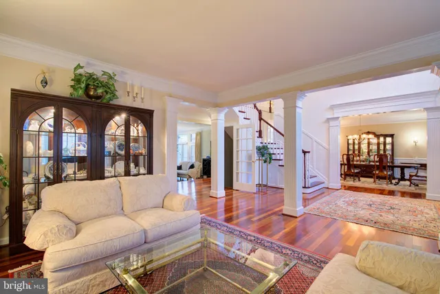 $1,725,000 | 43287 Warwick Hills Court, Leesburg, VA 20176