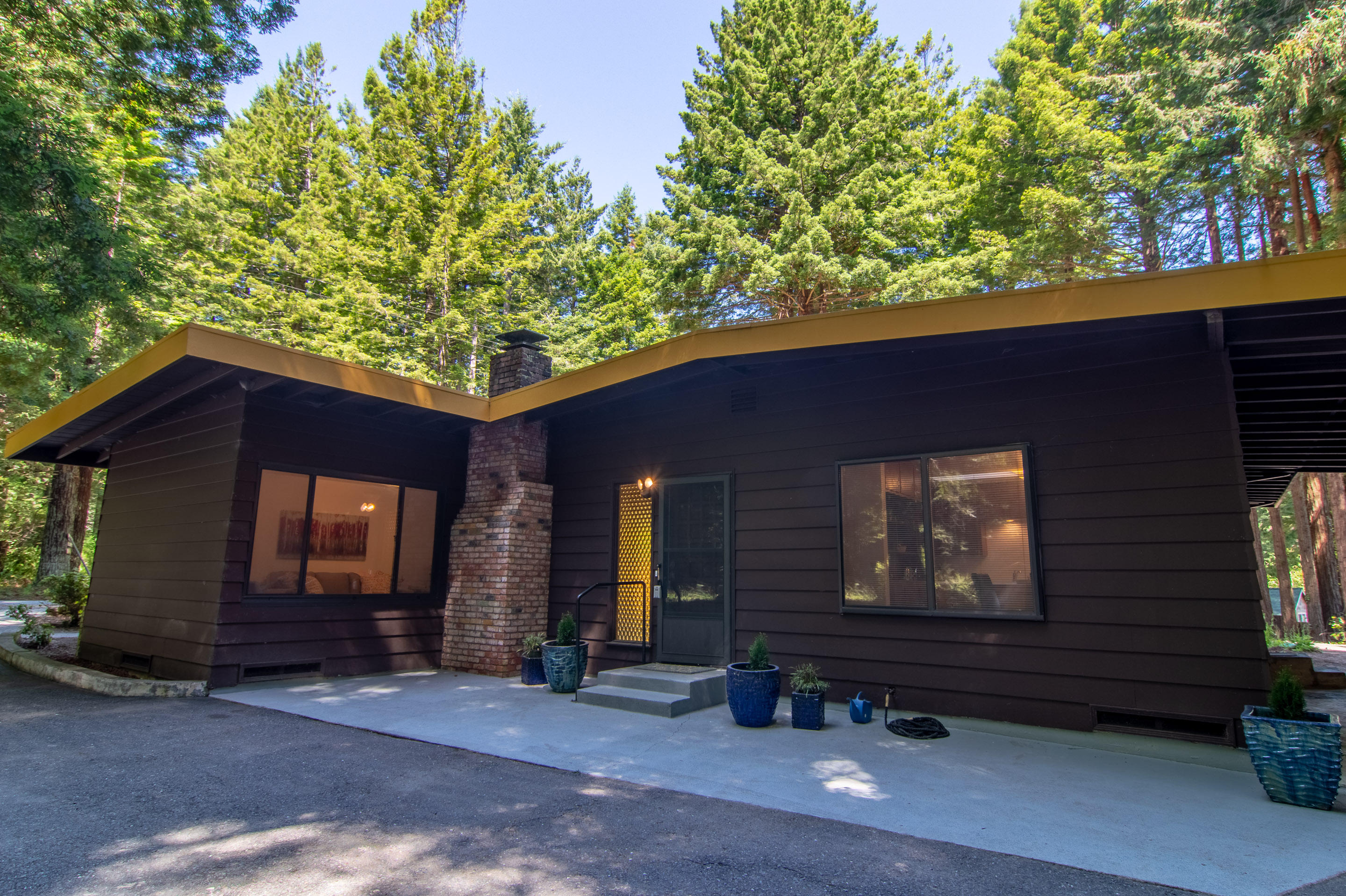 5153 Cummings Road Eureka, CA 95503 - Photo 1 of 1 Gallery Image 1
