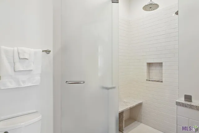 $850,000 | 5318 Privateer Boulevard, Barataria, LA 70036