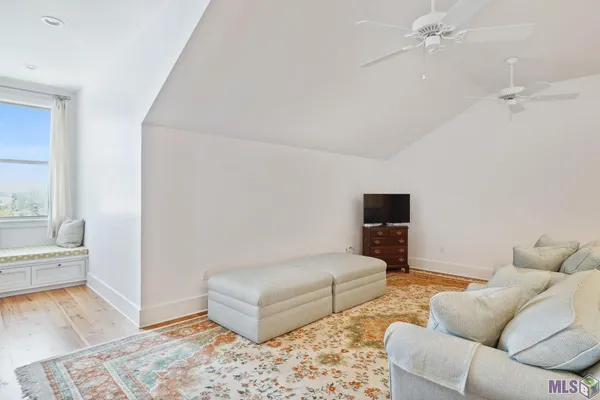 $800,000 | 5318 Privateer Boulevard, Barataria, LA 70036