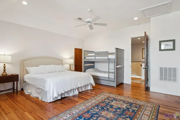 $800,000 | 5318 Privateer Boulevard, Barataria, LA 70036