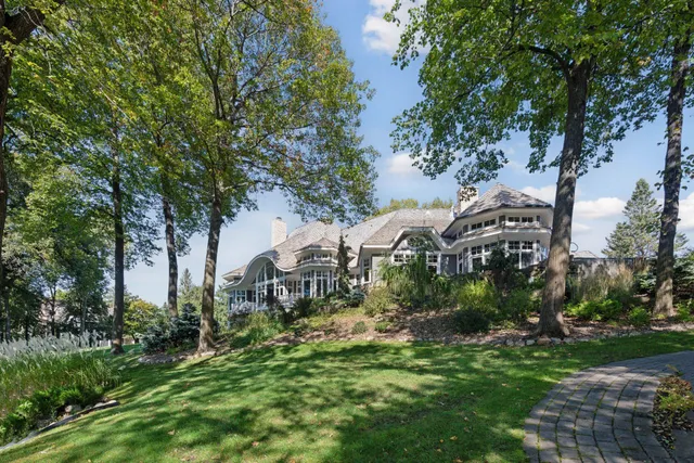 $6,250,000 | 2845 Little Orchard Way, Orono, MN 55391