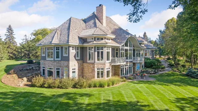 $6,250,000 | 2845 Little Orchard Way, Orono, MN 55391