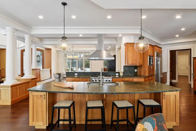 $6,250,000 | 2845 Little Orchard Way, Orono, MN 55391