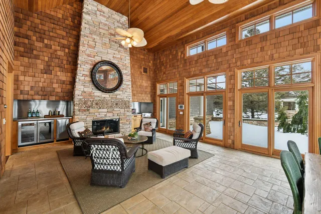 $6,250,000 | 2845 Little Orchard Way, Orono, MN 55391