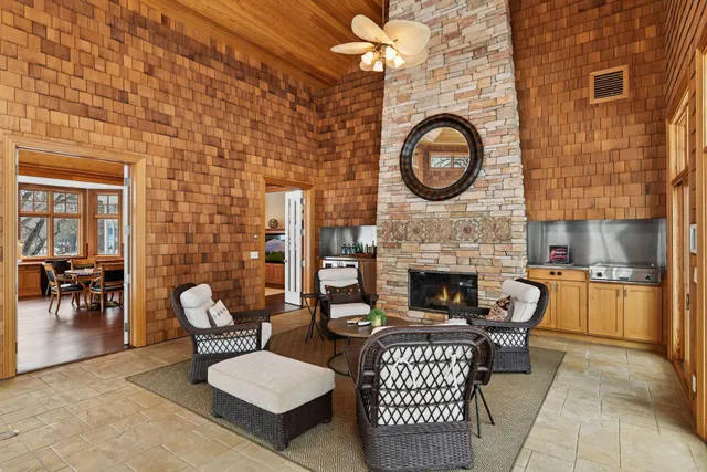 $6,250,000 | 2845 Little Orchard Way, Orono, MN 55391