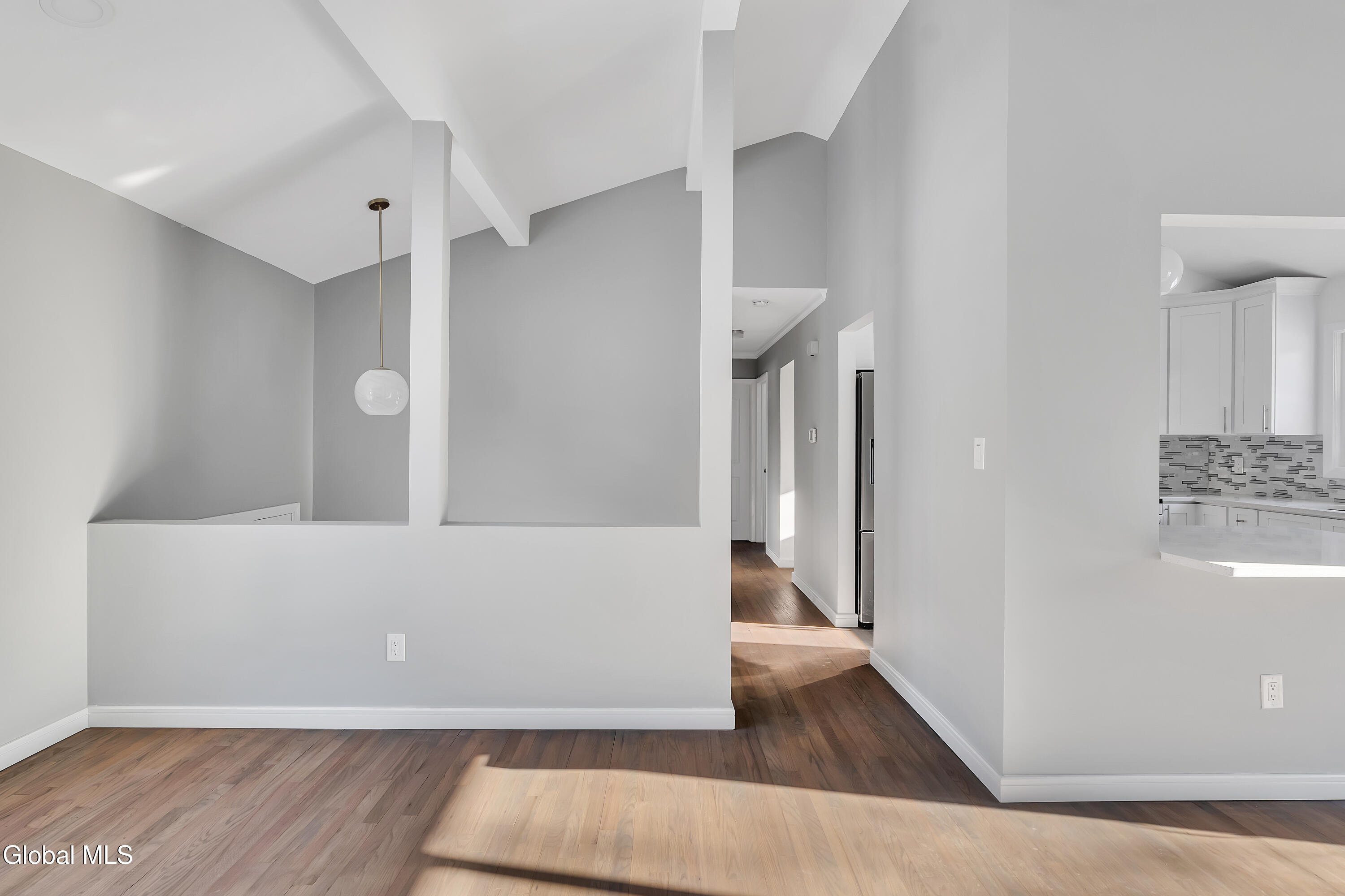 61 Rapple Drive Colonie, NY 12205 - Photo 7 of 48 07-P1625544