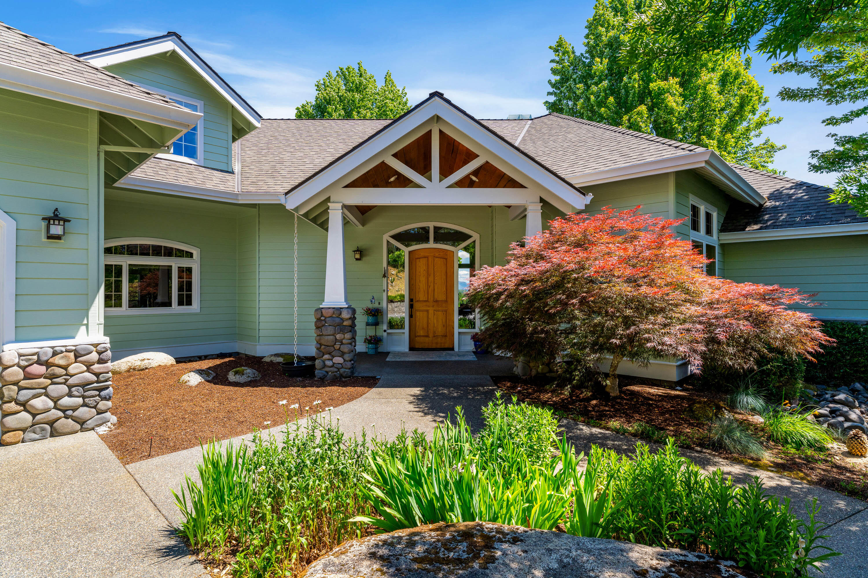 1117 Peco Road Grants Pass, OR 97526 - Photo 5 of 75 EXT (6 of 31)