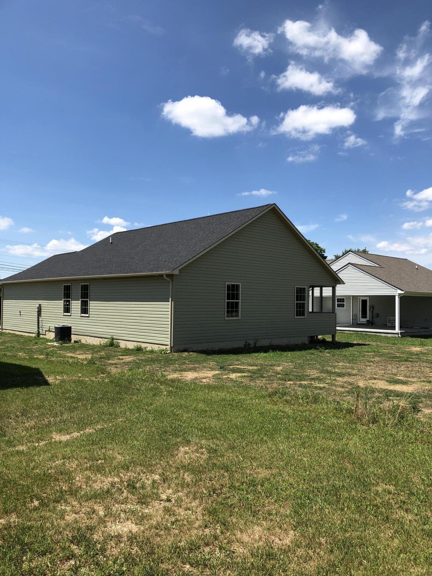 334 County Garage Road Crossville, TN 38555 - Photo 2 of 20 Side of Home