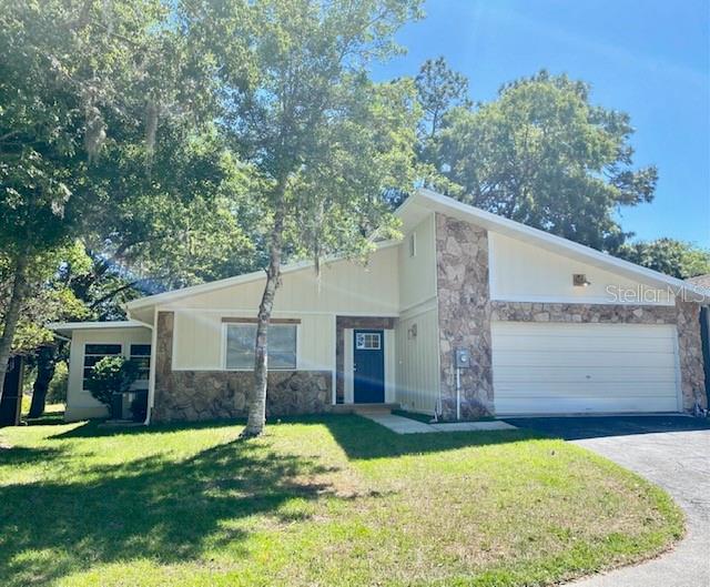 7 Moser Ct South  